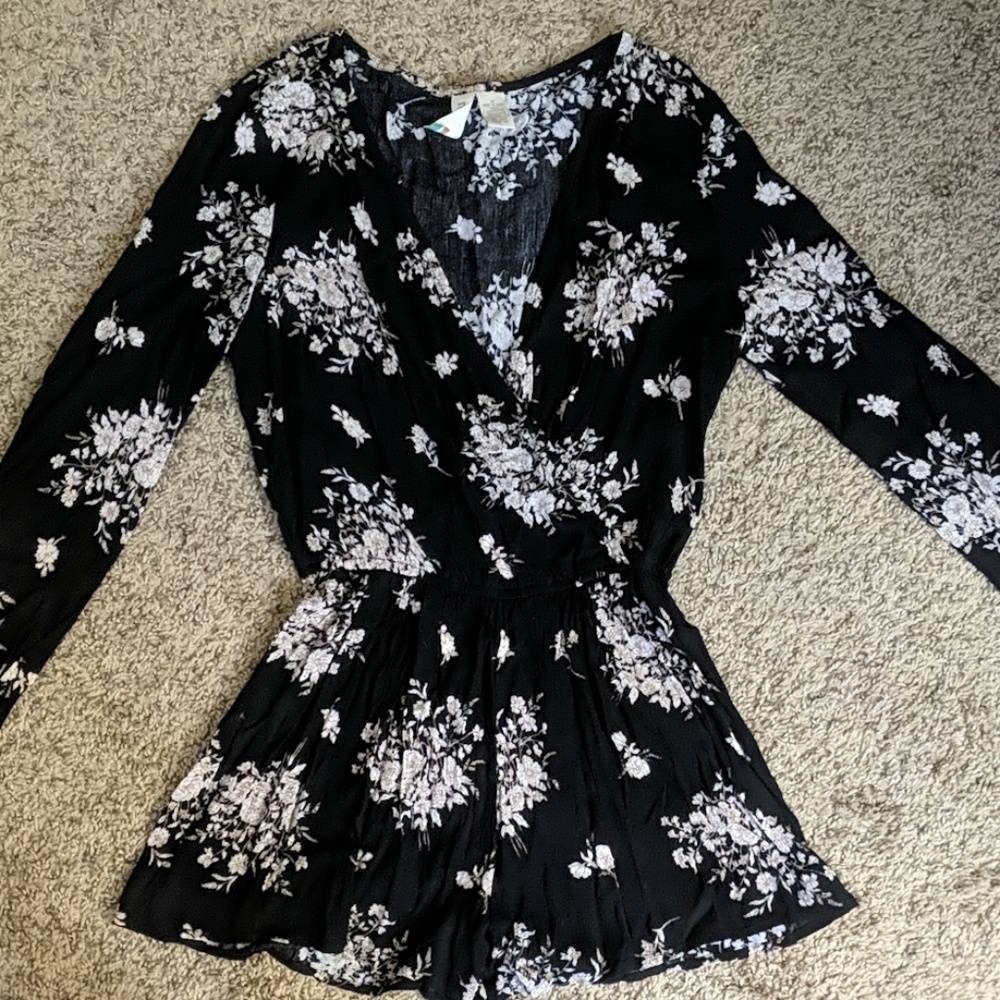 Black floral romper